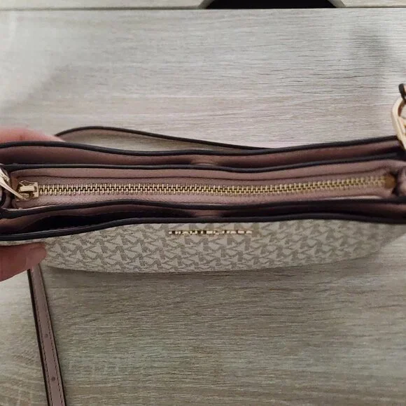 Michael Kors Shoulder Bag Crossbody White Gold Triple Compartments - Picture 7 of 11